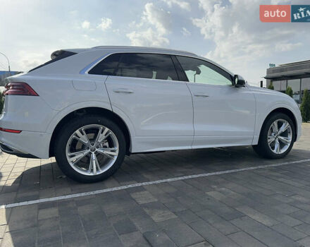 Белый Ауди Q8, объемом двигателя 3 л и пробегом 75 тыс. км за 56750 $, фото 14 на Automoto.ua