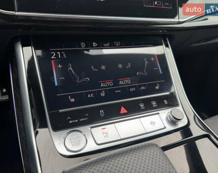 Білий Ауді Q8, об'ємом двигуна 3 л та пробігом 68 тис. км за 55500 $, фото 50 на Automoto.ua