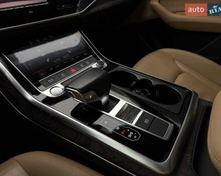 Білий Ауді Q8, об'ємом двигуна 3 л та пробігом 139 тис. км за 48000 $, фото 38 на Automoto.ua