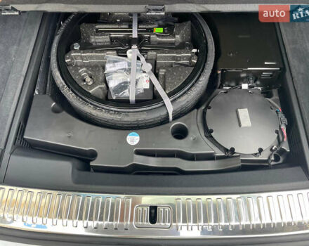 Белый Ауди Q8, объемом двигателя 3 л и пробегом 75 тыс. км за 56750 $, фото 13 на Automoto.ua