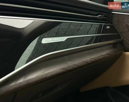 Білий Ауді Q8, об'ємом двигуна 3 л та пробігом 139 тис. км за 48000 $, фото 39 на Automoto.ua