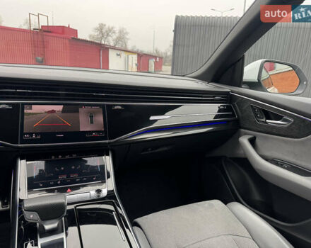 Білий Ауді Q8, об'ємом двигуна 3 л та пробігом 68 тис. км за 55500 $, фото 40 на Automoto.ua