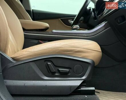 Білий Ауді Q8, об'ємом двигуна 3 л та пробігом 139 тис. км за 48000 $, фото 66 на Automoto.ua