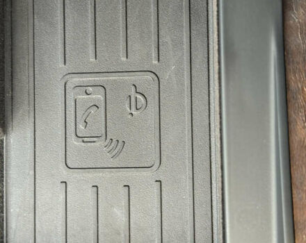 Белый Ауди Q8, объемом двигателя 3 л и пробегом 75 тыс. км за 56750 $, фото 25 на Automoto.ua