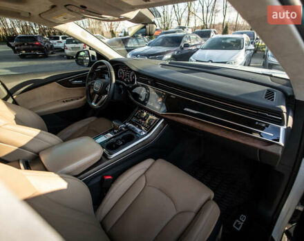 Белый Ауди Q8, объемом двигателя 3 л и пробегом 99 тыс. км за 49990 $, фото 20 на Automoto.ua