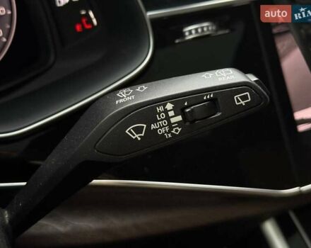 Білий Ауді Q8, об'ємом двигуна 3 л та пробігом 139 тис. км за 48000 $, фото 32 на Automoto.ua