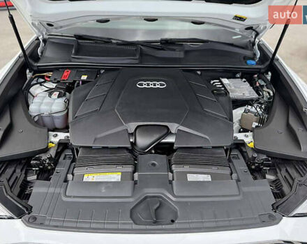 Білий Ауді Q8, об'ємом двигуна 3 л та пробігом 87 тис. км за 41000 $, фото 21 на Automoto.ua
