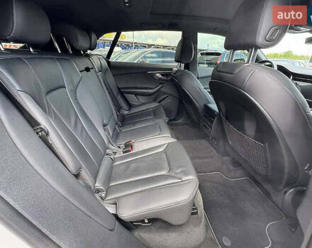Білий Ауді Q8, об'ємом двигуна 3 л та пробігом 87 тис. км за 41000 $, фото 15 на Automoto.ua