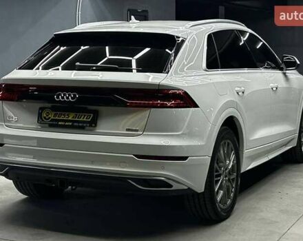 Белый Ауди Q8, объемом двигателя 3 л и пробегом 140 тыс. км за 56000 $, фото 5 на Automoto.ua