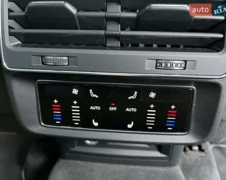 Белый Ауди Q8, объемом двигателя 3 л и пробегом 57 тыс. км за 49000 $, фото 36 на Automoto.ua