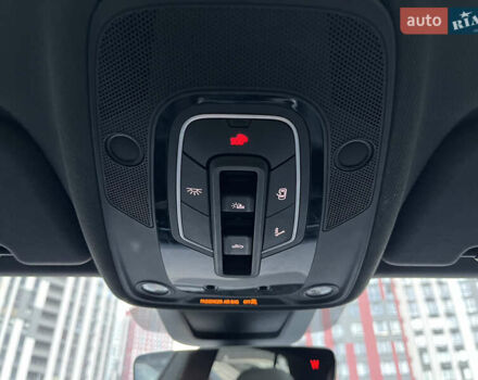 Белый Ауди Q8, объемом двигателя 3 л и пробегом 57 тыс. км за 49000 $, фото 32 на Automoto.ua