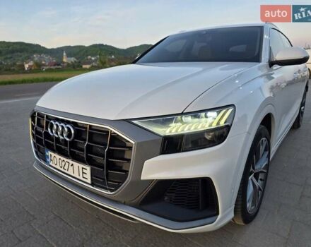 Белый Ауди Q8, объемом двигателя 3 л и пробегом 211 тыс. км за 49999 $, фото 1 на Automoto.ua