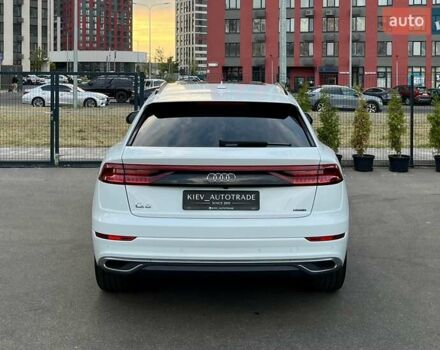 Белый Ауди Q8, объемом двигателя 3 л и пробегом 57 тыс. км за 49000 $, фото 5 на Automoto.ua