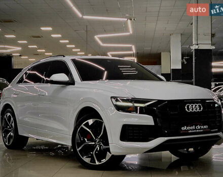Білий Ауді Q8, об'ємом двигуна 3 л та пробігом 100 тис. км за 41999 $, фото 6 на Automoto.ua