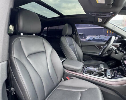 Білий Ауді Q8, об'ємом двигуна 3 л та пробігом 127 тис. км за 58000 $, фото 34 на Automoto.ua