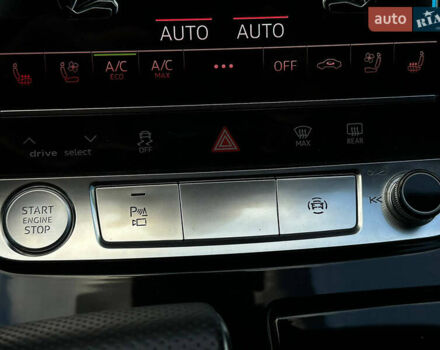 Ауди Q8 2018 в Кривом Роге на Automoto.ua Белый Ауди Q8, объемом двигателя 3 л и пробегом 93 тыс. км за 57999 $, фото 32 на Automoto.ua