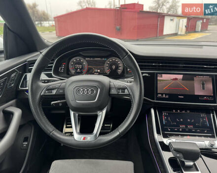 Білий Ауді Q8, об'ємом двигуна 3 л та пробігом 68 тис. км за 55500 $, фото 41 на Automoto.ua