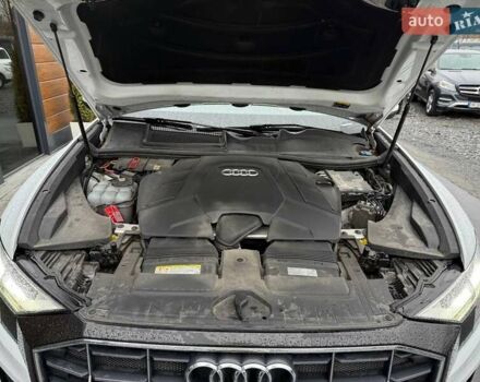 Білий Ауді Q8, об'ємом двигуна 3 л та пробігом 139 тис. км за 48000 $, фото 76 на Automoto.ua