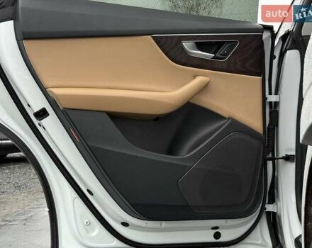 Білий Ауді Q8, об'ємом двигуна 3 л та пробігом 139 тис. км за 48000 $, фото 42 на Automoto.ua