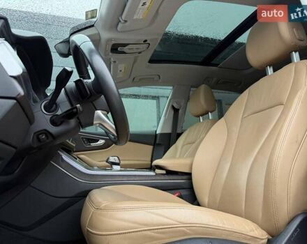 Білий Ауді Q8, об'ємом двигуна 3 л та пробігом 139 тис. км за 48000 $, фото 27 на Automoto.ua