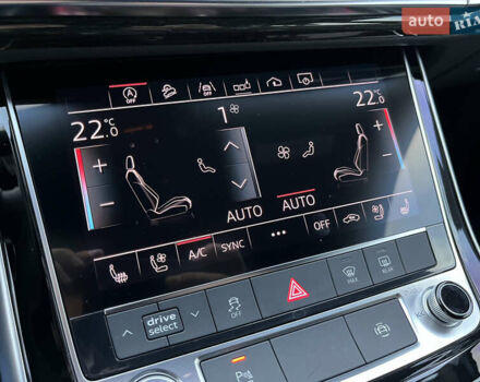 Белый Ауди Q8, объемом двигателя 3 л и пробегом 57 тыс. км за 49000 $, фото 27 на Automoto.ua