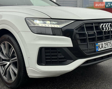 Білий Ауді Q8, об'ємом двигуна 3 л та пробігом 68 тис. км за 55500 $, фото 11 на Automoto.ua