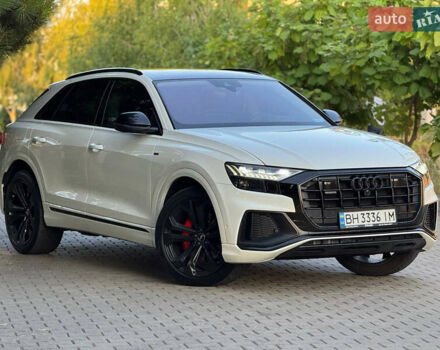 Белый Ауди Q8, объемом двигателя 2.97 л и пробегом 150 тыс. км за 57500 $, фото 1 на Automoto.ua
