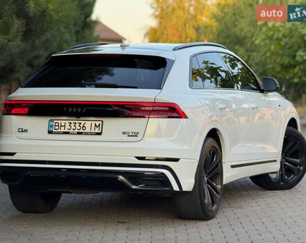 Белый Ауди Q8, объемом двигателя 2.97 л и пробегом 150 тыс. км за 57500 $, фото 6 на Automoto.ua