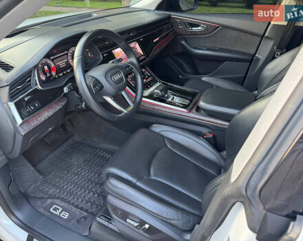 Белый Ауди Q8, объемом двигателя 2.97 л и пробегом 150 тыс. км за 57500 $, фото 15 на Automoto.ua