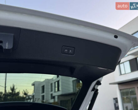 Белый Ауди Q8, объемом двигателя 3 л и пробегом 160 тыс. км за 52900 $, фото 63 на Automoto.ua