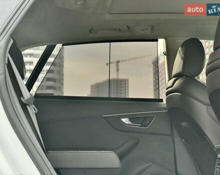 Білий Ауді Q8, об'ємом двигуна 3 л та пробігом 108 тис. км за 54999 $, фото 36 на Automoto.ua