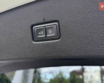 Белый Ауди Q8, объемом двигателя 3 л и пробегом 152 тыс. км за 38999 $, фото 25 на Automoto.ua