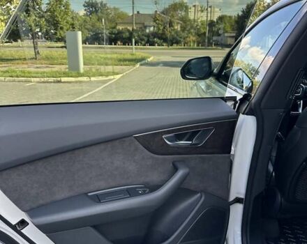 Білий Ауді Q8, об'ємом двигуна 3 л та пробігом 118 тис. км за 64999 $, фото 34 на Automoto.ua