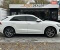 Ауді Q8 2019 у Києві на Automoto.ua Білий Ауді Q8, об'ємом двигуна 3 л та пробігом 60 тис. км за 64990 $, фото 12 на Automoto.ua