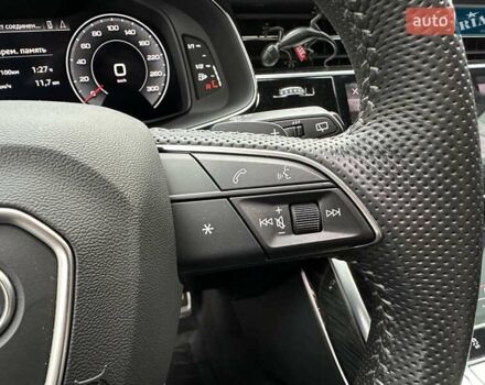 Ауді Q8 2019 у Києві на Automoto.ua Білий Ауді Q8, об'ємом двигуна 3 л та пробігом 60 тис. км за 64990 $, фото 30 на Automoto.ua