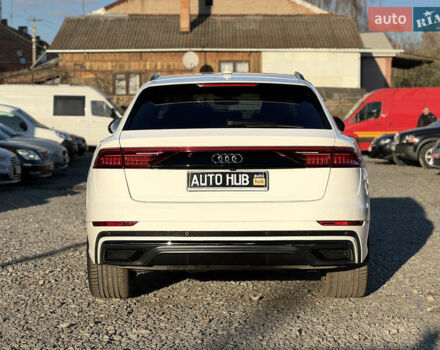 Білий Ауді Q8, об'ємом двигуна 2.97 л та пробігом 214 тис. км за 54000 $, фото 9 на Automoto.ua