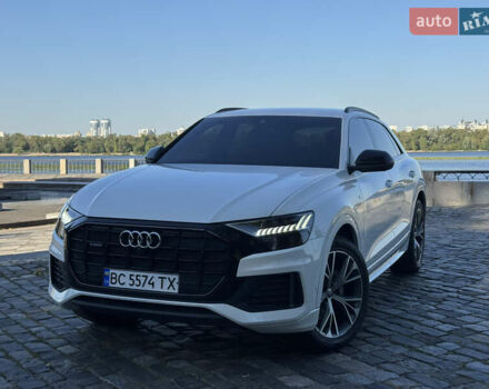 Білий Ауді Q8, об'ємом двигуна 2.97 л та пробігом 151 тис. км за 54900 $, фото 9 на Automoto.ua