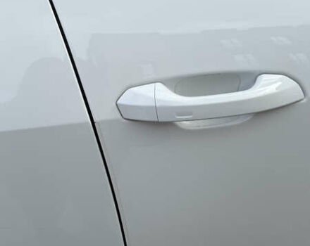 Белый Ауди Q8, объемом двигателя 0 л и пробегом 99 тыс. км за 59800 $, фото 17 на Automoto.ua