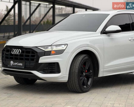 Белый Ауди Q8, объемом двигателя 3 л и пробегом 142 тыс. км за 43000 $, фото 5 на Automoto.ua