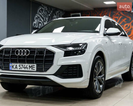 Белый Ауди Q8, объемом двигателя 3 л и пробегом 60 тыс. км за 62300 $, фото 2 на Automoto.ua