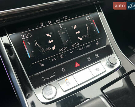 Білий Ауді Q8, об'ємом двигуна 2.97 л та пробігом 73 тис. км за 55000 $, фото 29 на Automoto.ua