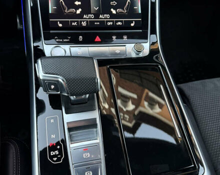 Білий Ауді Q8, об'ємом двигуна 2.97 л та пробігом 150 тис. км за 58000 $, фото 18 на Automoto.ua