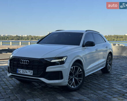 Білий Ауді Q8, об'ємом двигуна 2.97 л та пробігом 151 тис. км за 54900 $, фото 7 на Automoto.ua