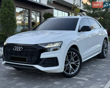 Белый Ауди Q8, объемом двигателя 3 л и пробегом 155 тыс. км за 53999 $, фото 1 на Automoto.ua