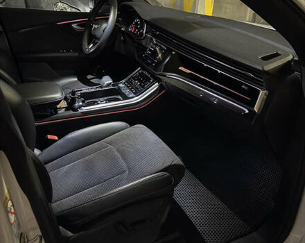 Белый Ауди Q8, объемом двигателя 3 л и пробегом 88 тыс. км за 55000 $, фото 8 на Automoto.ua