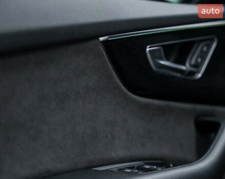 Белый Ауди Q8, объемом двигателя 3 л и пробегом 60 тыс. км за 62300 $, фото 26 на Automoto.ua