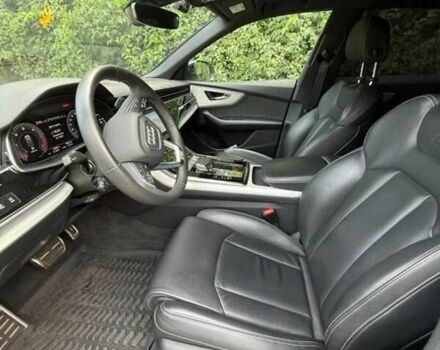 Білий Ауді Q8, об'ємом двигуна 2.97 л та пробігом 52 тис. км за 64999 $, фото 7 на Automoto.ua