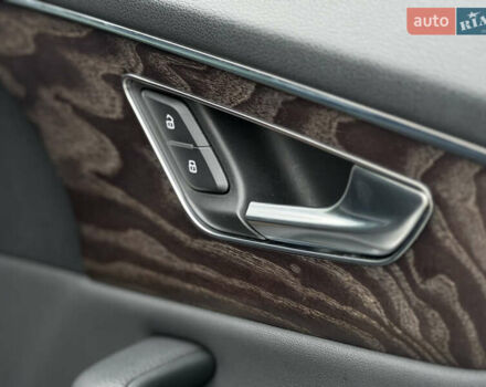 Белый Ауди Q8, объемом двигателя 3 л и пробегом 142 тыс. км за 43000 $, фото 11 на Automoto.ua