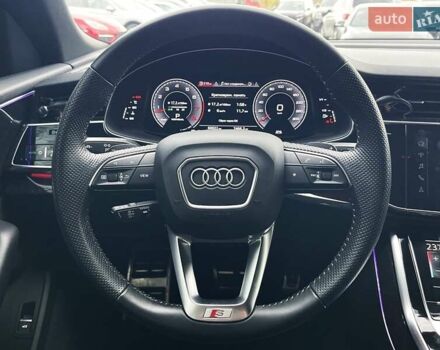 Ауді Q8 2019 у Києві на Automoto.ua Білий Ауді Q8, об'ємом двигуна 3 л та пробігом 60 тис. км за 64990 $, фото 23 на Automoto.ua