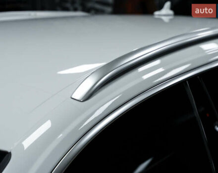 Белый Ауди Q8, объемом двигателя 3 л и пробегом 60 тыс. км за 62300 $, фото 28 на Automoto.ua